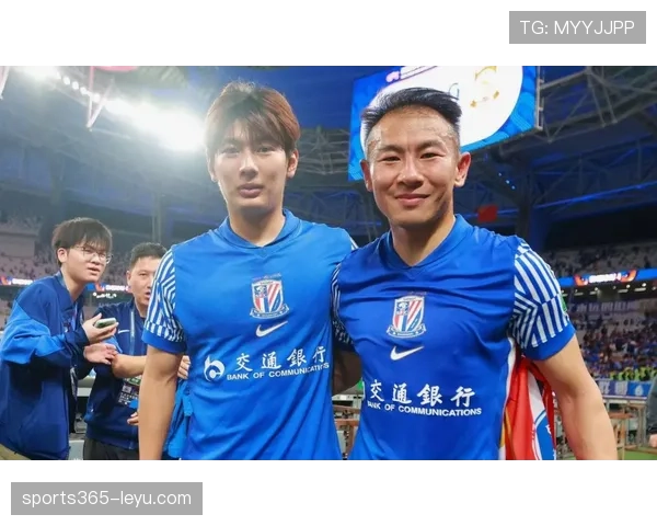 上海申花新援“定位球王”闪耀赛场，战术革新引爆球迷热议