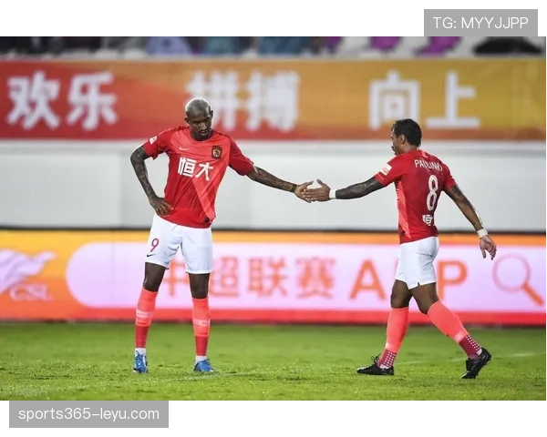 上海海港王朝再启新篇，新赛季球员动态引关注