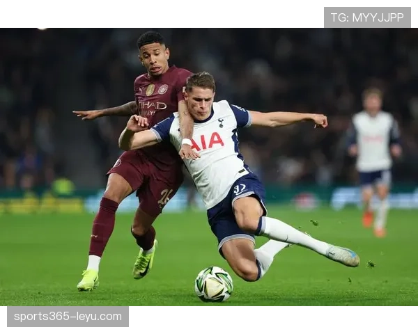 西蒙尼球队本赛季防守数据稳健,整体表现持续提升 西蒙尼球队本赛季防守数据稳健,整体表现持续提升